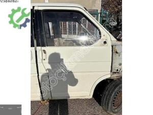 T4 sağ kapı