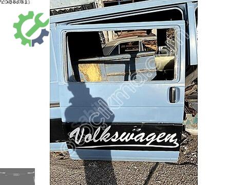 Volkswagen Transporter Kapı çıkma parça