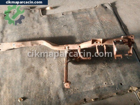 Volkswagen Multivan Tampon Demiri çıkma parça