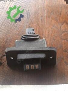 T5 transporter sürgülü kapı sensörü 7E0907438