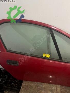 Opel Tigra Sağ Ön Çamurluk çıkma parça
