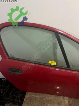 Opel Tigra Sağ Ön Çamurluk çıkma parça