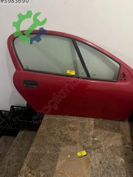 Opel Tigra Sağ Ön Kapı çıkma parça