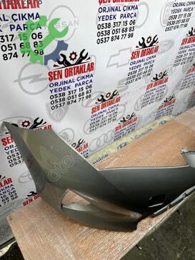 Toyota Auris Ön Tampon 52119-02A20 çıkma parça