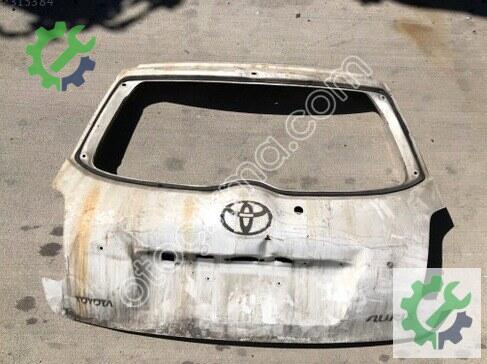 Toyota Auris Bagaj Kapağı 2007-2012 çıkma parça
