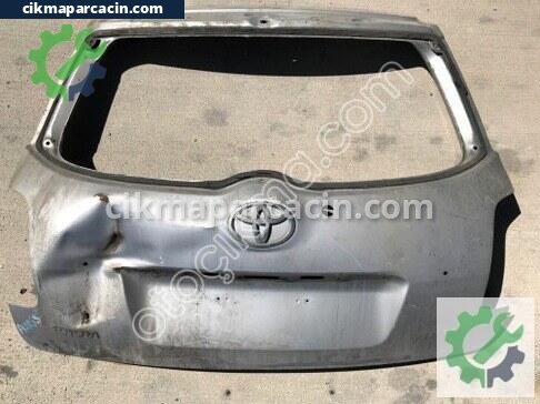 Toyota Auris Bagaj Kapağı çıkma parça