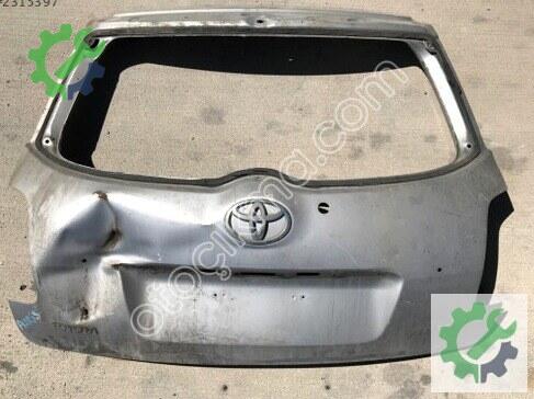 Toyota Auris Bagaj Kapağı çıkma parça