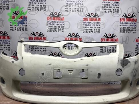 Toyota Auris Ön Tampon çıkma parça