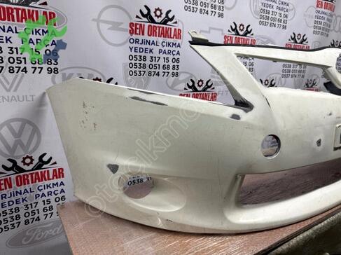 Toyota Auris Ön Tampon 52119-02A90 çıkma parça