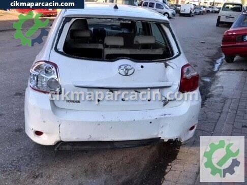 Toyota Auris çıkma parça