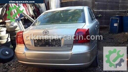Toyota Avensis Arka Tampon çıkma parça
