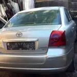Toyota Avensis bagaj kapağı 2003-2007
