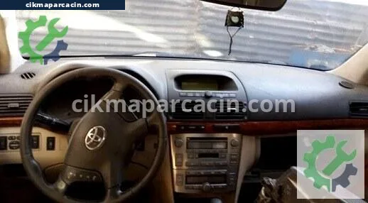 Toyota Avensis Direksiyon Simidi çıkma parça