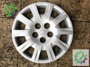 Toyota Avensis jant kapağı “16” 42602-0F070
