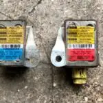 Toyota avensis ön darbe sensörü sağ sol 1998-2002