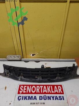 Toyota Avensis Ön Panjur 53114 çıkma parça