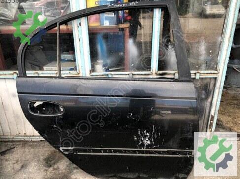 Toyota Avensis Sağ Arka Kapı 1998-2002 çıkma parça