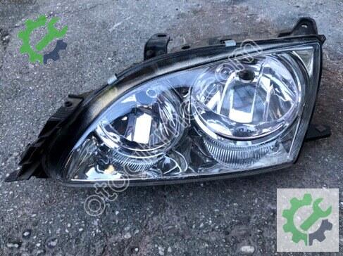 Toyota Avensis Sol Ön Far 2001-2002 çıkma parça
