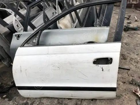 Toyota Carina Sol Ön Kapı çıkma parça