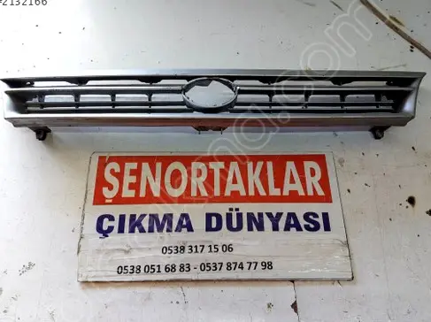 Toyota Corolla Ön Panjur çıkma parça