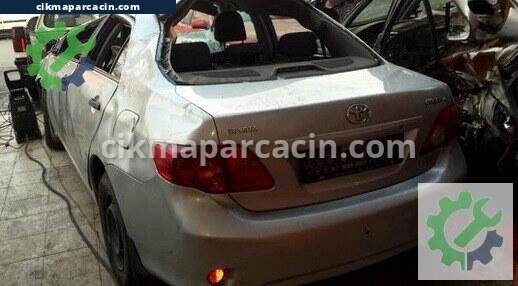 Toyota Corolla Arka Tampon çıkma parça
