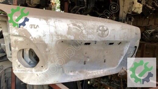 Toyota Corolla Bagaj Kapağı 2007-2012 çıkma parça