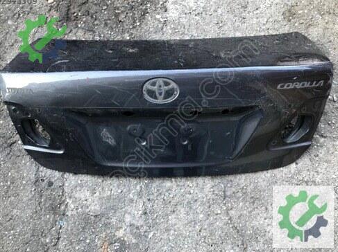 Toyota Corolla Bagaj Kapağı çıkma parça