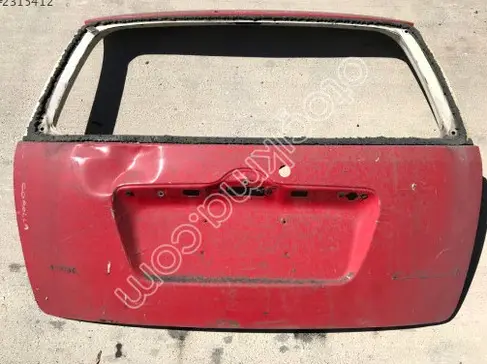 Toyota Corolla Bagaj Kapağı çıkma parça