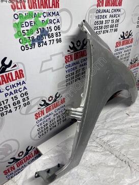 Toyota Corolla Sağ Ön Çamurluk 53812-12B60 çıkma parça
