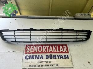 TOYOTA COROLLA E150 ORİJİNAL TAMPON ALT IZGARA
