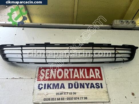 Toyota Corolla Tampon Alt Izgara çıkma parça