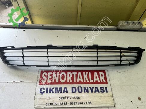 Toyota Corolla Tampon Alt Izgara çıkma parça