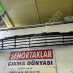 TOYOTA COROLLA E150 ORİJİNAL TAMPON ALT IZGARA