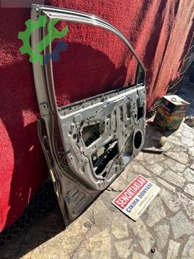 Toyota Corolla Sol Ön Kapı çıkma parça