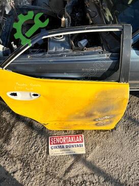 Toyota Corolla Sağ Arka Kapı çıkma parça