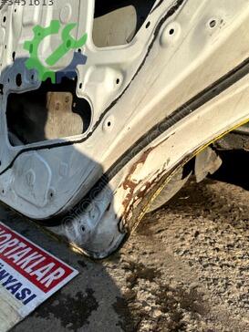 Toyota Corolla Sağ Arka Kapı çıkma parça