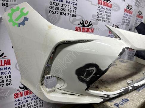Toyota Corolla Ön Tampon 52119-02Q10 çıkma parça