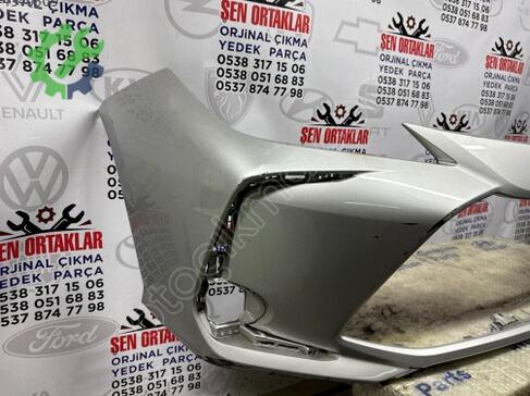 Toyota Corolla Ön Tampon 52119-02Q10 çıkma parça