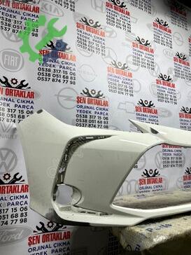 Toyota Corolla Ön Tampon 52119-02Q10 çıkma parça
