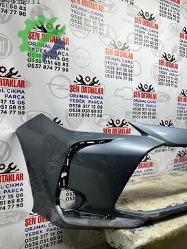 Toyota Corolla Ön Tampon 52119-02Q10 çıkma parça