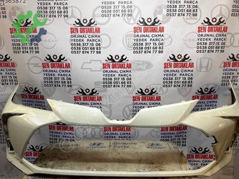 Toyota Corolla Ön Tampon 52119-02Q10 çıkma parça