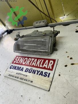 Toyota Corolla Sol Ön Far çıkma parça