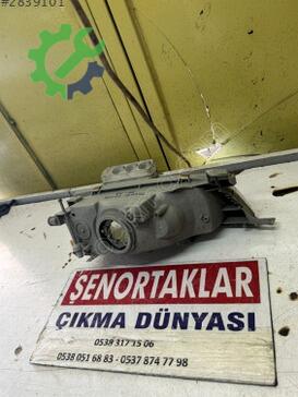 Toyota Corolla Sol Ön Far çıkma parça