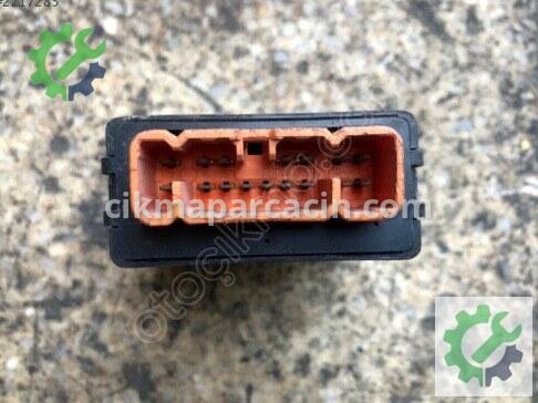 Toyota Corolla Merkezi Kilit Beyni 85980-12180 çıkma parça