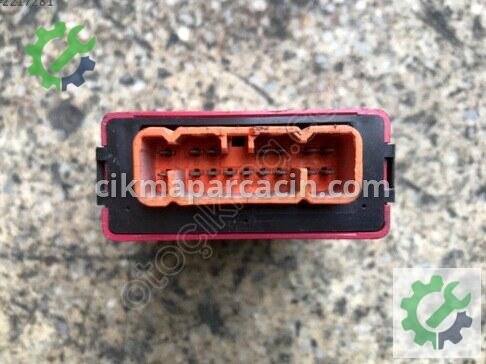Toyota Corolla Merkezi Kilit Beyni 85980-12240 çıkma parça
