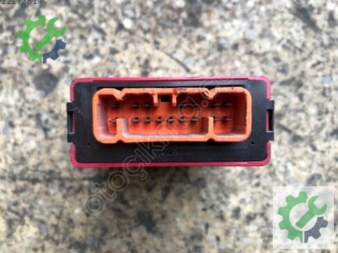 Toyota Corolla Merkezi Kilit Beyni 85980-12240 çıkma parça