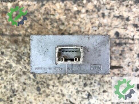 Toyota Corolla Merkezi Kilit Beyni 89741-02090 çıkma parça