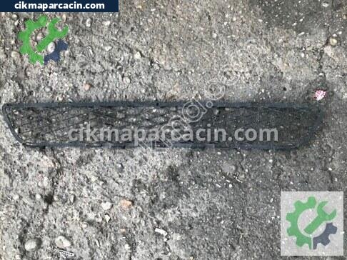 Toyota Corolla Tampon Izgarası çıkma parça
