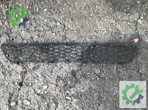 Toyota Corolla Tampon Izgarası çıkma parça