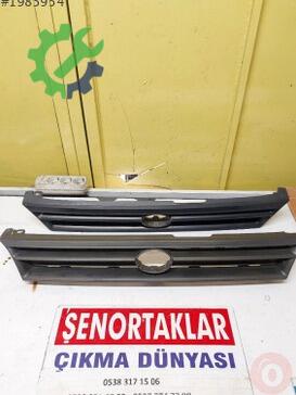 Toyota Corolla Ön Panjur çıkma parça